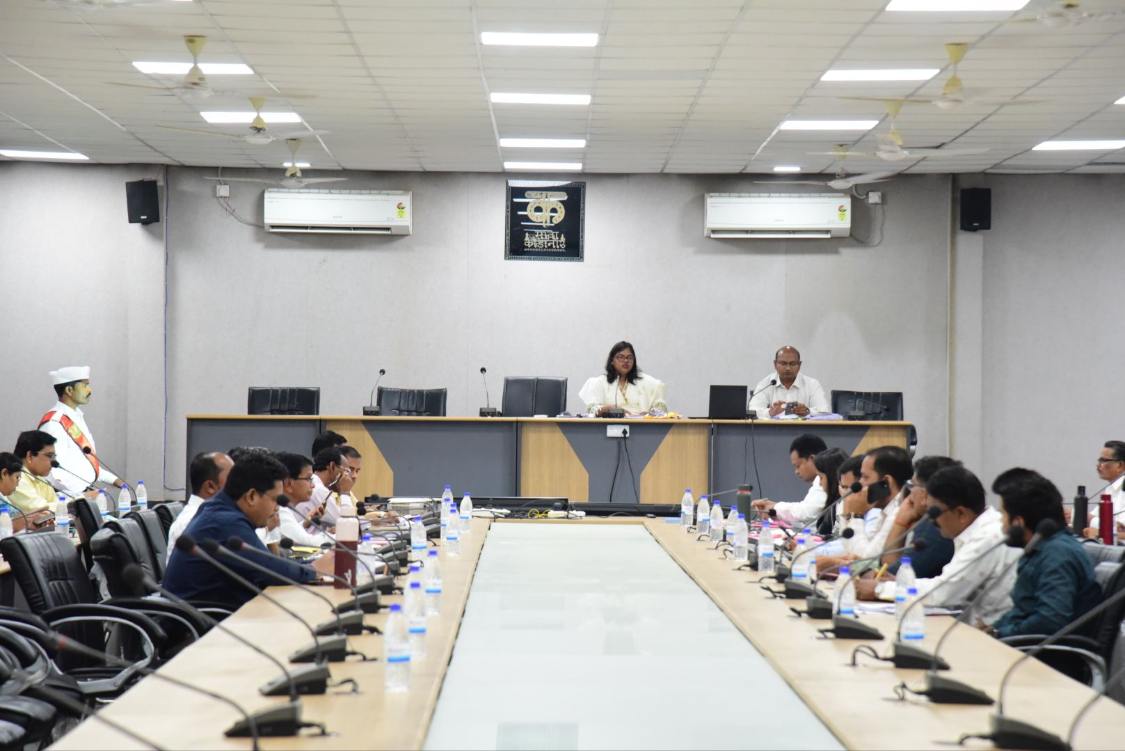 राजस्व पखवाड़ा पर फोकस, कलेक्टर ने दिए निर्देश