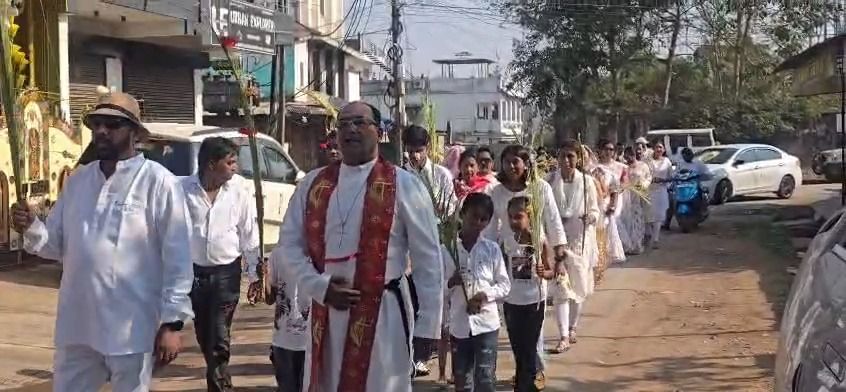 मसीही समाज की आस्था यात्रा, प्रभु यीशु का गुणगान