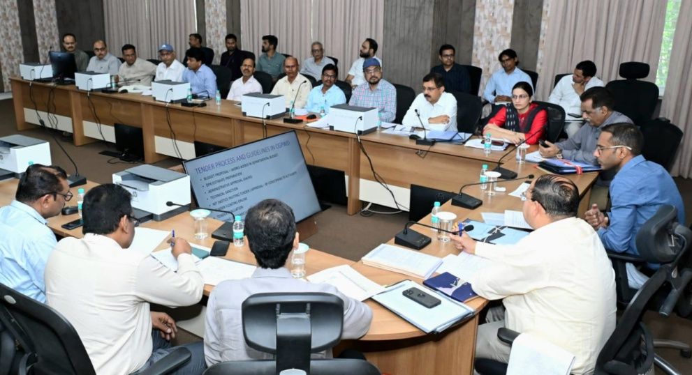 निर्माण कार्यों में गुणवत्ता, पारदर्शिता और तेजी लाने मुकेश बंसल ने दिए निर्देश