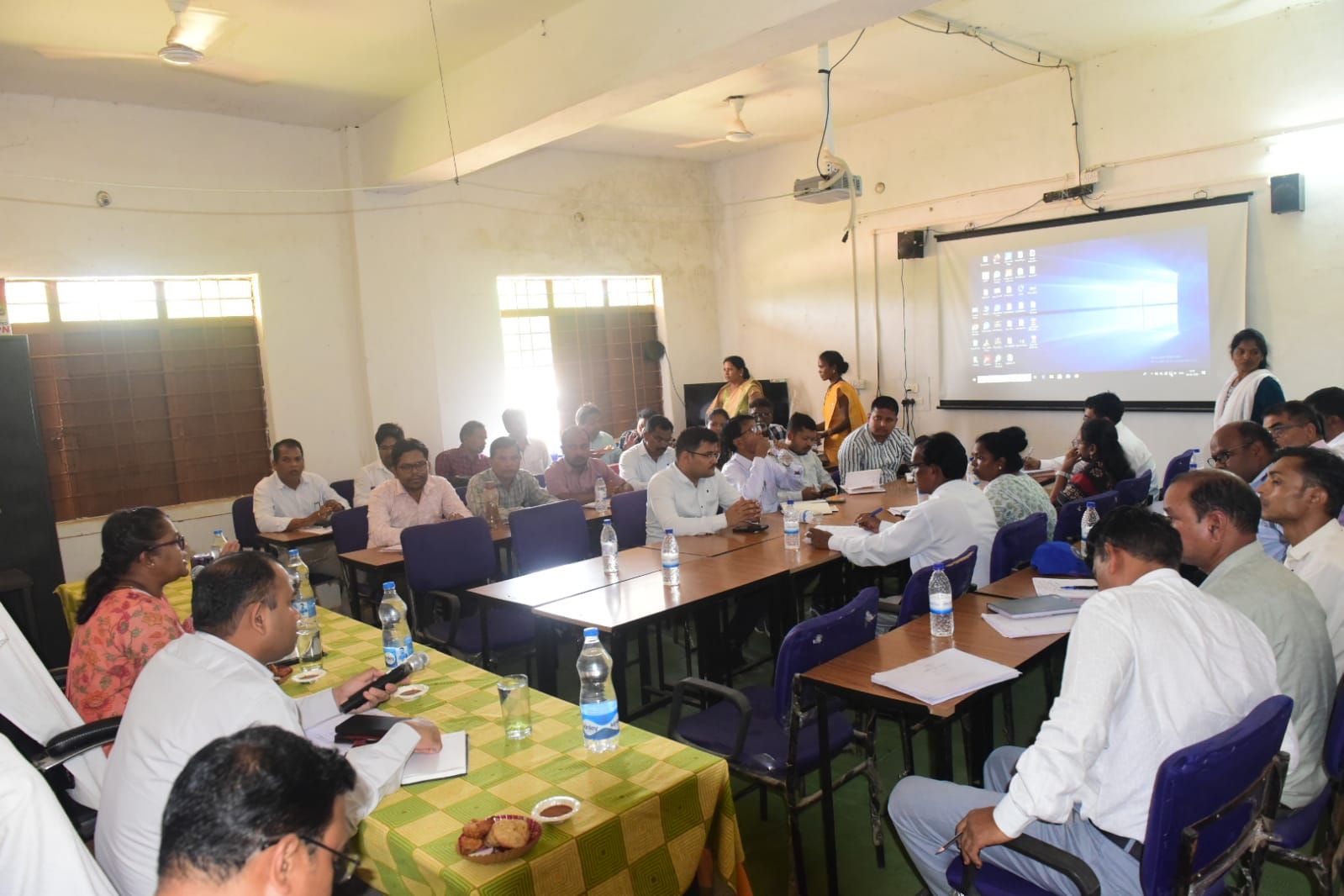 सुशासन तिहार आवेदनों के त्वरित निराकरण और योजनाओं के प्रभावी क्रियान्वयन के निर्देश दिए गए