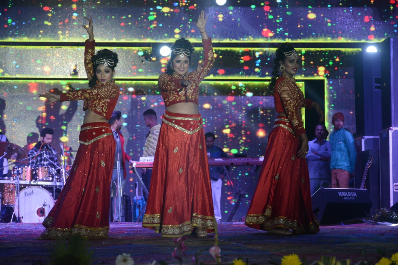 पहले दिन सांस्कृतिक कार्यक्रम में भोजपुरी, पंजाबी और छत्तीसगढ़ी कलाकरो ने जमाया रंग