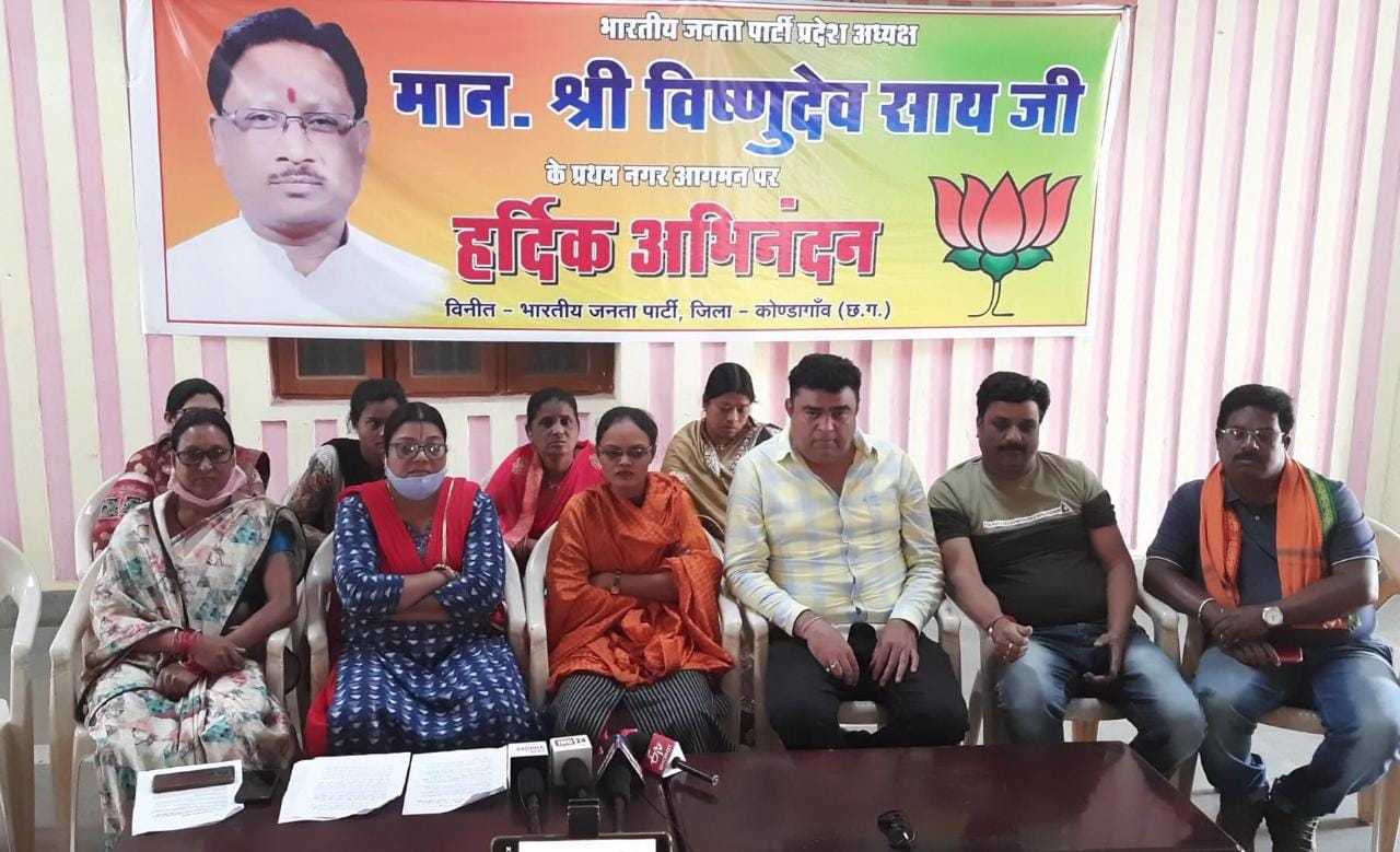कांग्रेस के राज में महिला व बच्चियां नहीं है सुरक्षित- ईना श्रीवास्तव