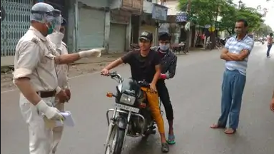 बिना मास्क वालों पर ननि एवं पुलिस प्रशासन की कार्यवाही सिर्फ खानापूर्ति