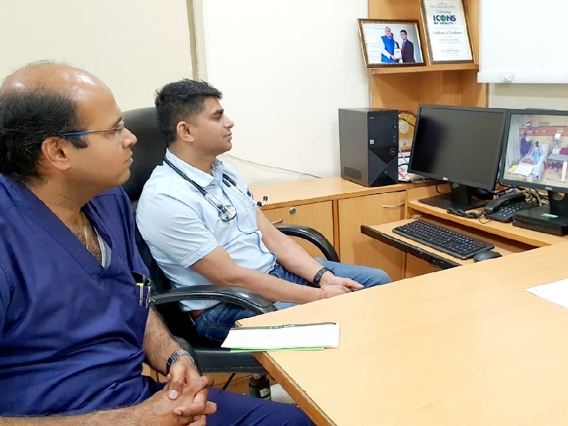 आंबेडकर अस्पताल में डॉक्टरों ने निजी खर्च से लगवाया CCTV, अब पाकेट में हैं मरीजों की धड़कनें
