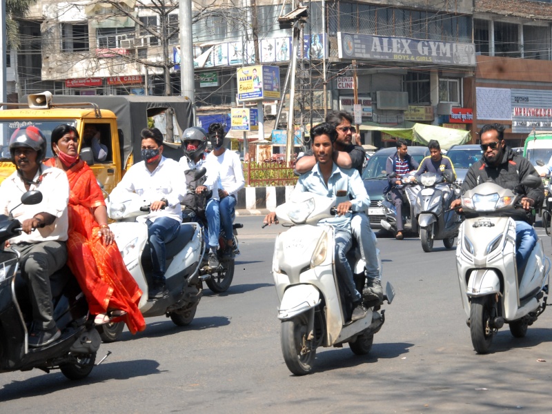 संक्रमण बढ़ा, सख्ती शुरू, फिर भी लोग लापरवाही बरत रहे है