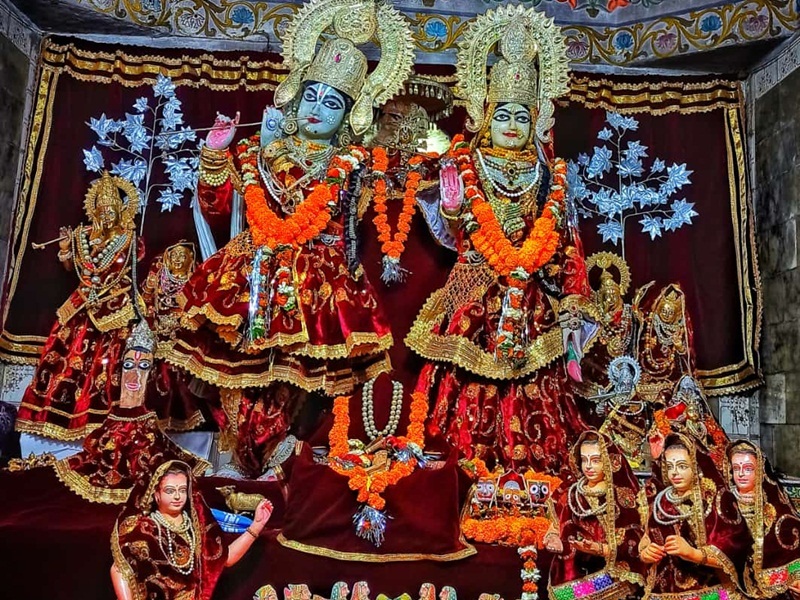 'ऐसो रास रचो वृंदावन, बज रही पायल की झंकार...' पर झूमे भक्त