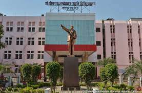 कोरोना वायरस संक्रमितों से अस्पतालों के बेड फुल, मेकाहारा में 17 बेड का नया आईसीयू बना