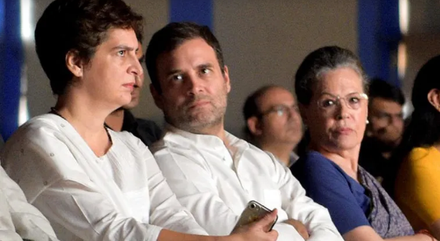कांग्रेस ने जारी की स्टार प्रचारकों की लिस्ट; सोनिया गांधी, राहुल, प्रियंका समेत 30 नेताओं के नाम शामिल