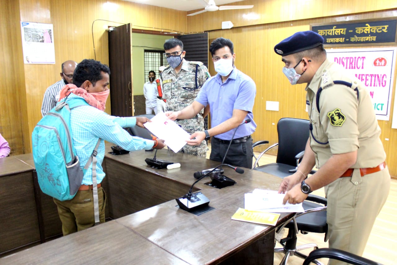 नक्सली पीड़ित परिवारों को बस परिवहन में मिलेगा 50 प्रतिशत छूट जिला प्रशासन की पहल