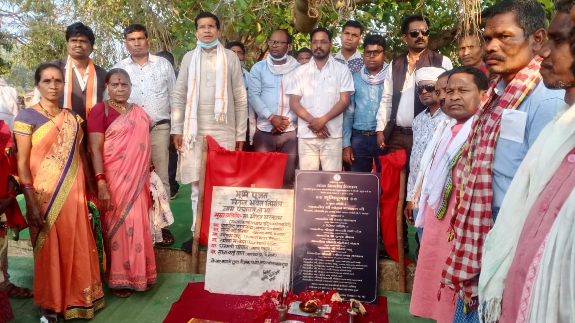 समय आभाव के बाद भी पीसीसी अध्यक्ष मोहन मरकाम अपने क्षेत्र की जनता से होते हैं रूबरू