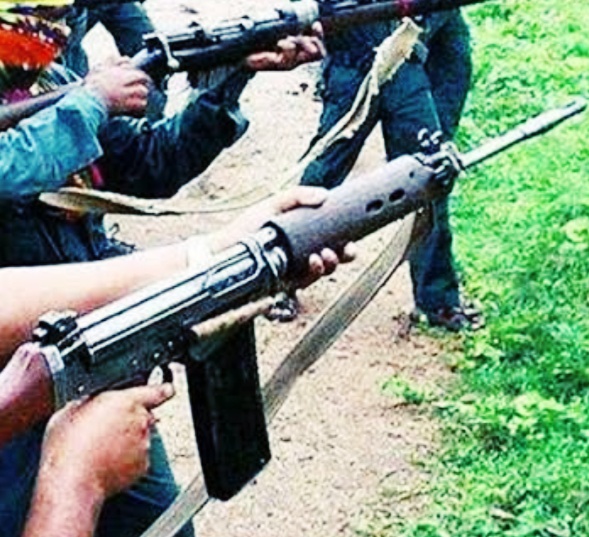 मर्दापाल थाना क्षेत्र में ग्राम पंचायत खड़पडी के टोंडाबेड़ापारा इलाके में पुलिस और नक्सलियों के बीच हुई मुठभेड़, मुठभेड़ में नक्सलियों के घायल होने की मिल रही जानकारी