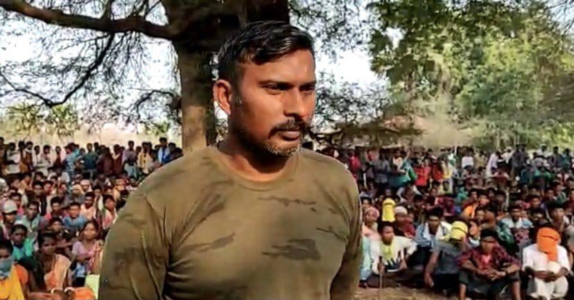 नक्सलियों के कब्जे से मुक्त हुए कोबरा कमांडर राकेश्वर सिंह मन्हास