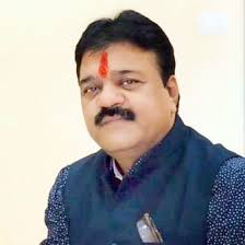 विधायक जगदलपुर एवं संसदीय सचिव रेखचंद जैन ने महारानी अस्पताल के सिटी स्कैन का लिया जायजा