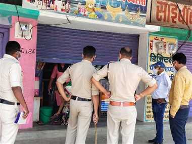 कोरोना से बचाव को फिंगेश्वर ब्लाक के गांवों में बना रहे कंट्रोल रूम