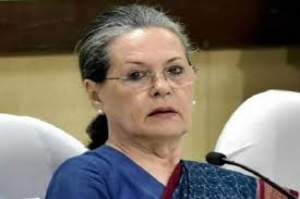सोनिया गांधी ने देवती कर्मा को पत्र लिखकर दीपक के देहांत पर शोक व्यक्त किया