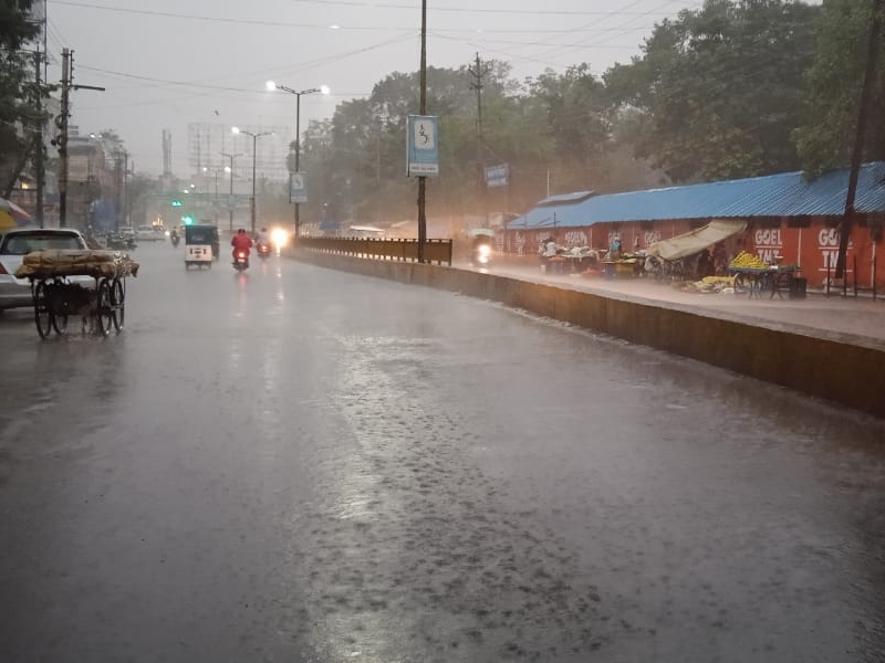 झमाझम बारिश के राजधानी के कई क्षेत्र हुए जलमग्न, आज भी भारी बारिश के आसार