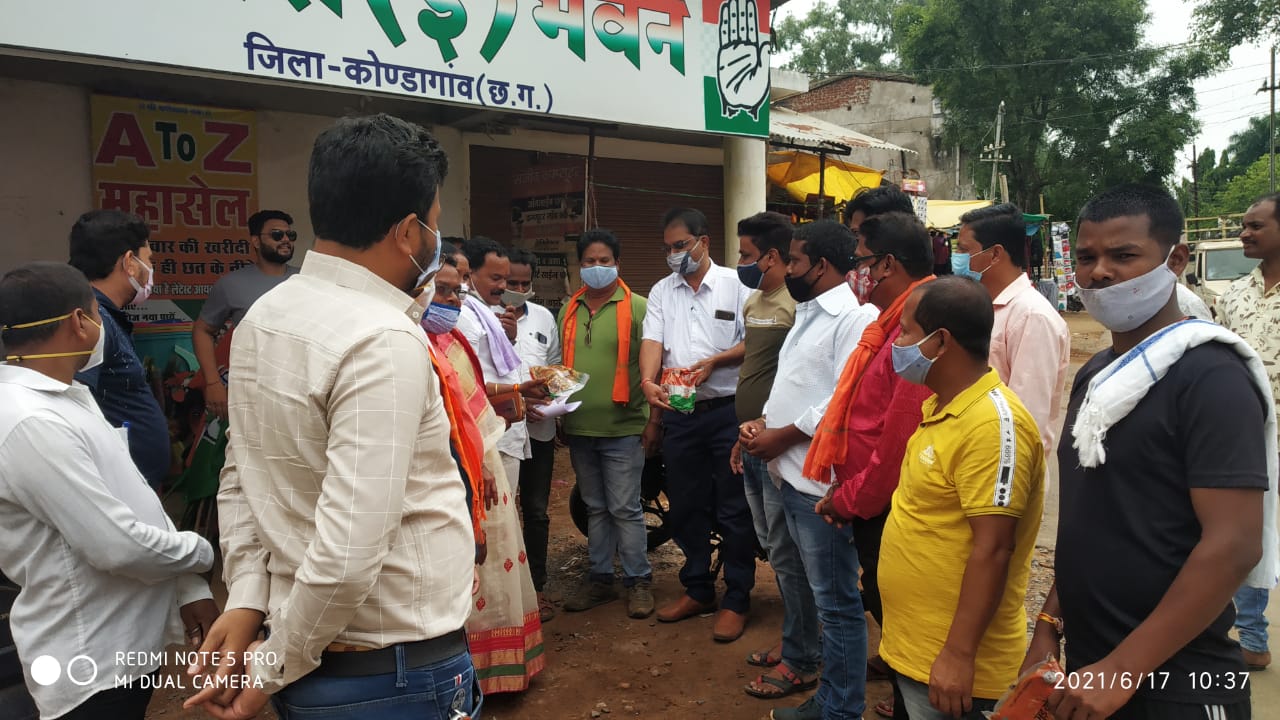 भाजपा ने अमानक गुड़ को कांग्रेसियों को खिलाया ताकि प्रदेश के मुखिया तक पहुंचाए अमानक गुड़ का मामला