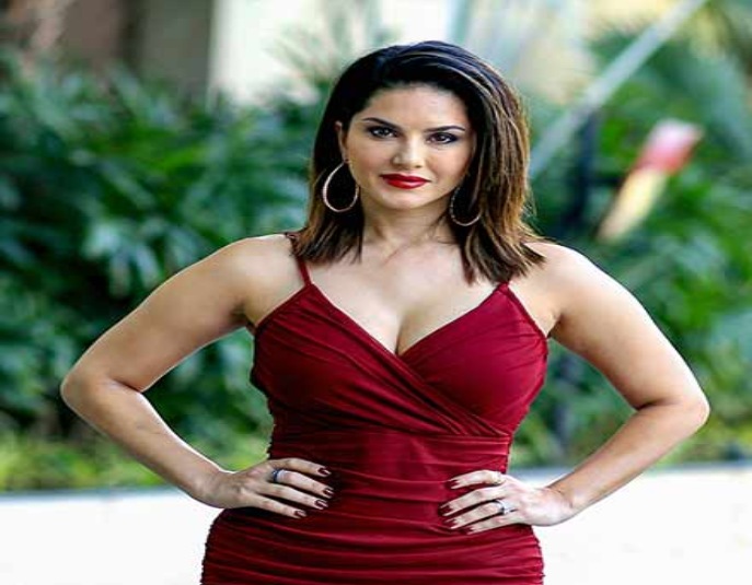 Sunny Leone ने शेयर किया वीडियो, जानें क्यों लिखा- आता माझी सटकली…