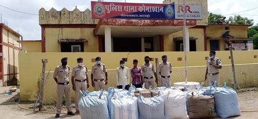 सब्जी से भरे ट्रक में मिला 2 करोड़ 20 लाख रुपयें का गांजा