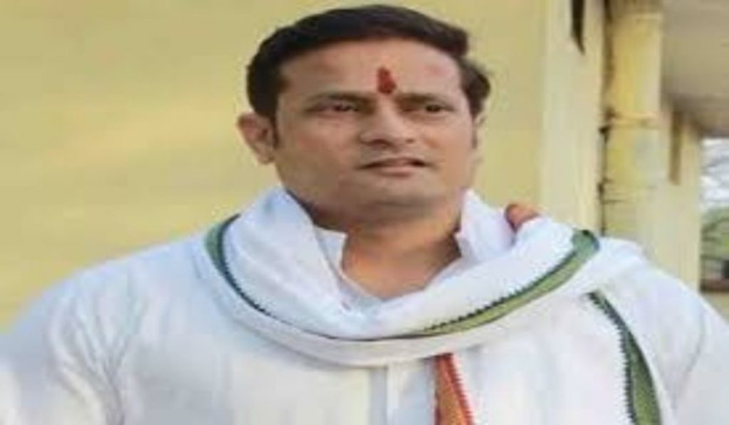 रमन सिंह छग में मोदी के नाम पर अपना फ्लैगशिप चला रहे हैं, न कि भूपेश सरकार- विकास उपाध्याय