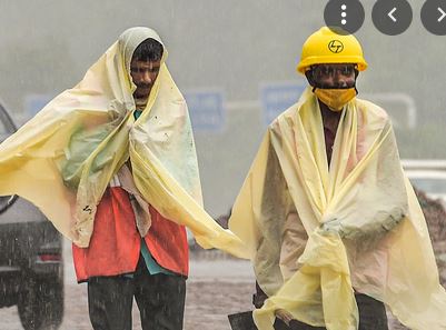 नक्सलियों ने चौरा स्टेशन को उड़ाने की दी धमकी, पटना-हावड़ा रेलमार्ग पर घंटो परिचालन ठप