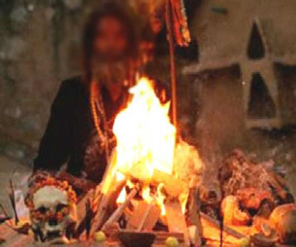 100 से ज्यादा महिलाओं का तांत्रिक ने किया शोषण, वीडियो बना करता था ब्लैकमेल