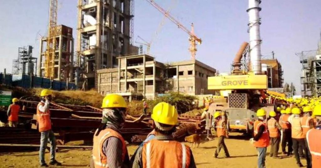 सीमेंट फैक्ट्री हादसा: मरने वाले मजदूरों के परिजनों को कंपनी देगी सहायता राशि, हर परिवार को 17 लाख 50 हजार देने की घोषणा