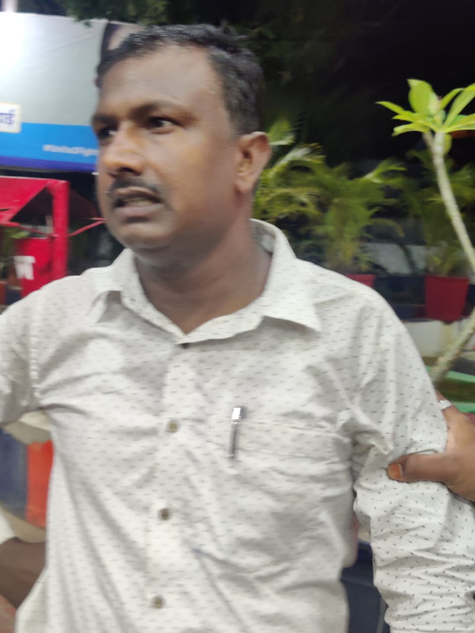 BREAKING: राजधानी में सरेआम राहगीर से लूटपाट, अज्ञात लुटेरों ने मीटिंग से लौट रहे कॉन्ट्रेक्टर को बनाया शिकार