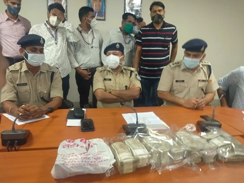 सराफा कारोबारी से 60 लाख की लूट करने वाले पुलिस कर्मी निलंबित, यह है मामला