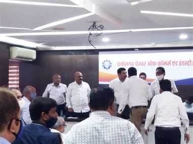 बैठक में विवाद, अनुशासन समिति करेगी कार्रवाई