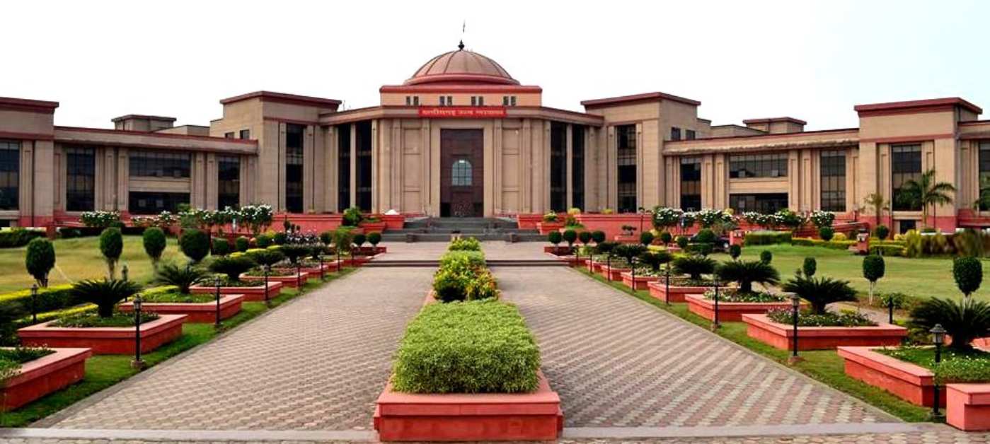 छत्तीसगढ़: बिना छानबीन और प्रमाण के पुलिस कर रही थी पूरे परिवार को प्रताड़ित, हाई कोर्ट ने IG, SP समेत इनसे मांगा जवाब…