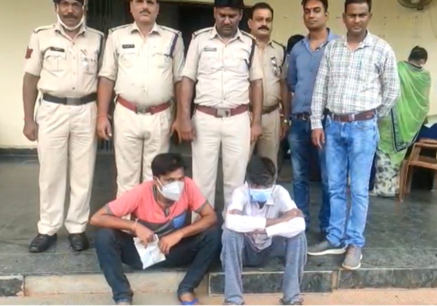 ग्राहक के इंतजार में पहुंचे जेल: 20 लाख का ब्राउन शुगर जब्त, 2 तस्कर गिरफ्तार, मुख्य आरोपी 4 बार जा चुका है जेल