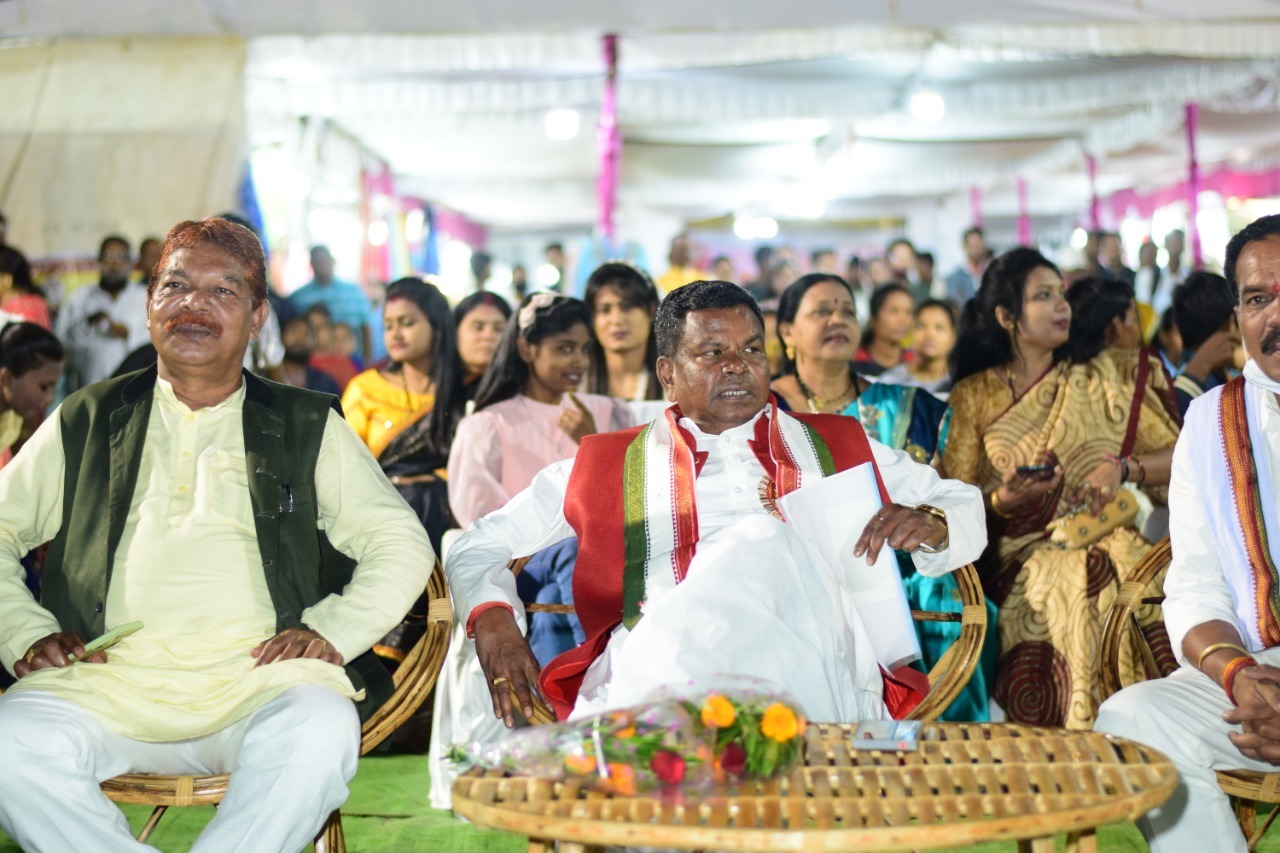 कोंडनार हस्तशिल्प महोत्सव में उद्योग मंत्री कवासी लखमा ने की शिरकत