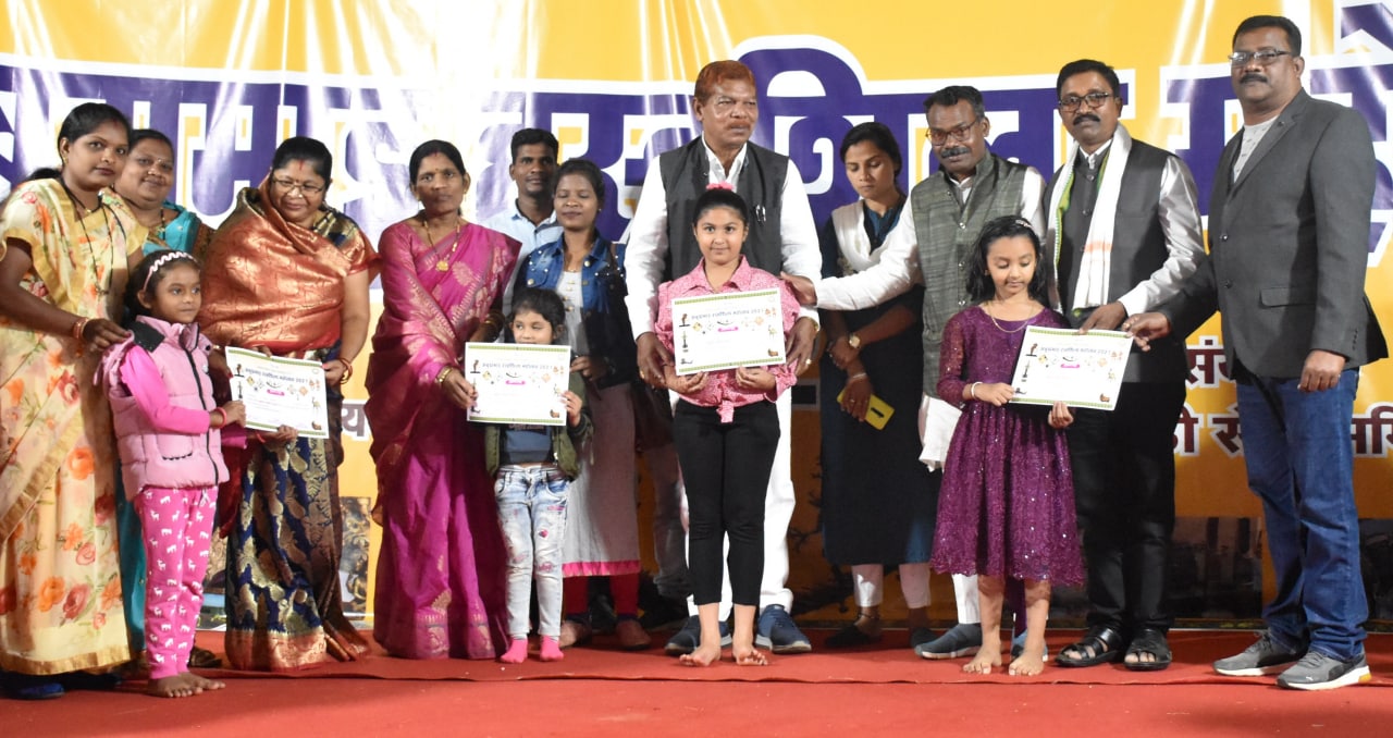 शिल्पकारों को प्रदेश सरकार दे रहा आवश्यक प्रशिक्षण व सहयोग- विधायक
