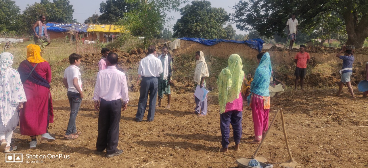 मचली, उड़िदगांव, मगेदा में कार्यों का उपायुक्त मनरेगा द्वारा किया गया निरीक्षण