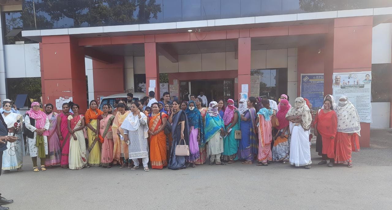 स्व सहायता समूह की महिलाओं से रेडी टू ईट का कार्य बंद कराने का फैसला, सरकार के कमीशनखोरी के लिए लिया गया -लता उसेंडी