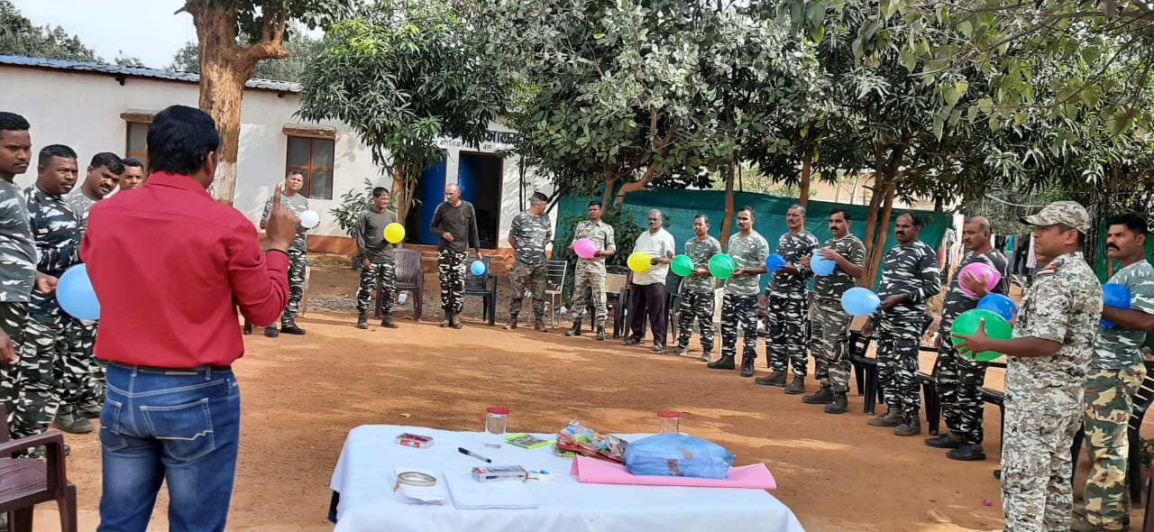 जिले के थानों व पुलिस लाईन में साईकोलाजिस्ट टीम द्वारा जवानों का किया गया मानसिक स्वास्थ्य प्रशिक्षण