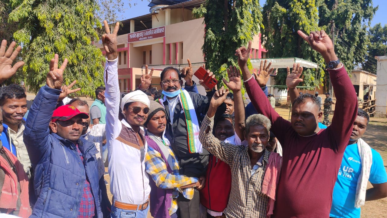 नगर निकाय उपचुनाव भेलवा पदर वार्ड में कांग्रेस के एमएल सोरी ने मारी बाजी