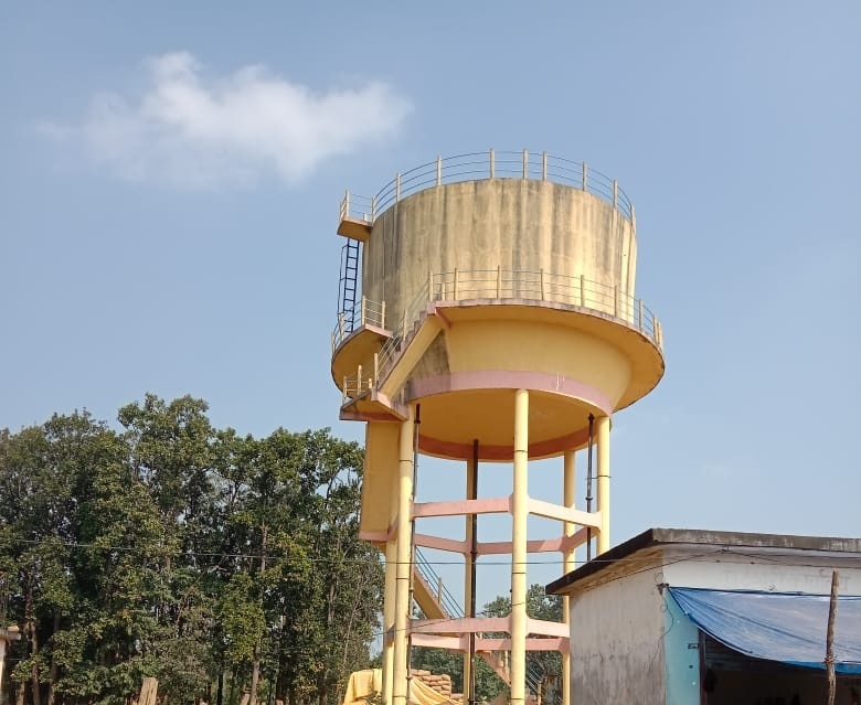 नल जल योजना से पानी मिलना बंद, मुलमुला के ग्रामीण परेशान,जनदर्शन में कलेक्टर से करेंगे शिकायत