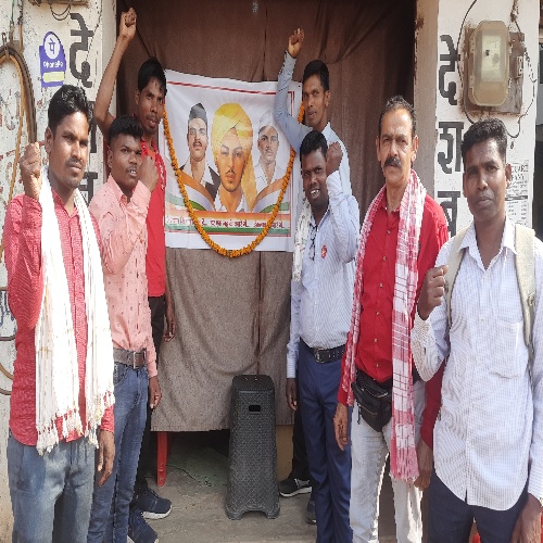 सीपीआई ने लाल सलाम के जय घोष कर शहीद ए आजम सरदार भगत सिंह, राज गुरु व सुखदेव को याद किया