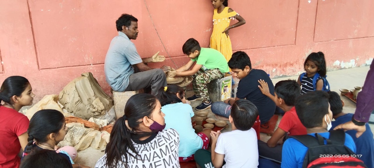 समर कैम्प में 100 से अधिक बच्चों ने उत्साहपूर्वक लिया भाग 12 से अधिक गतिविधियों में दिया जा रहा प्रशिक्षण