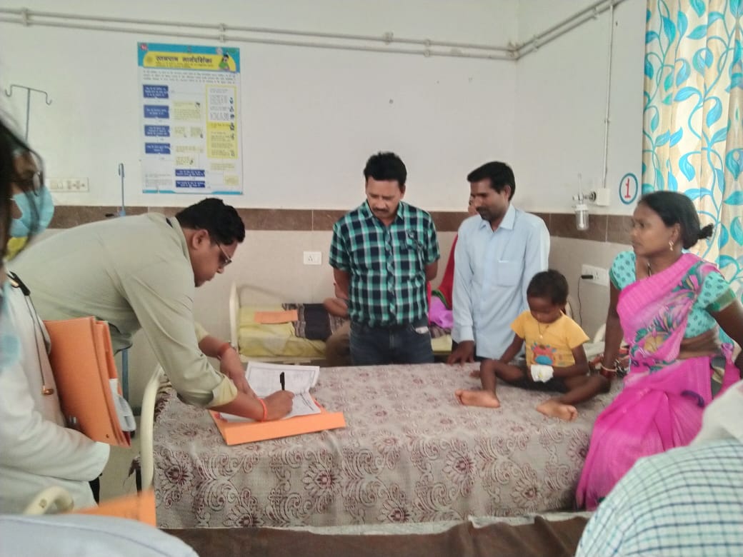 युवोदय स्वयं सेवक की सजगता से मासूम बच्चे की बची जान