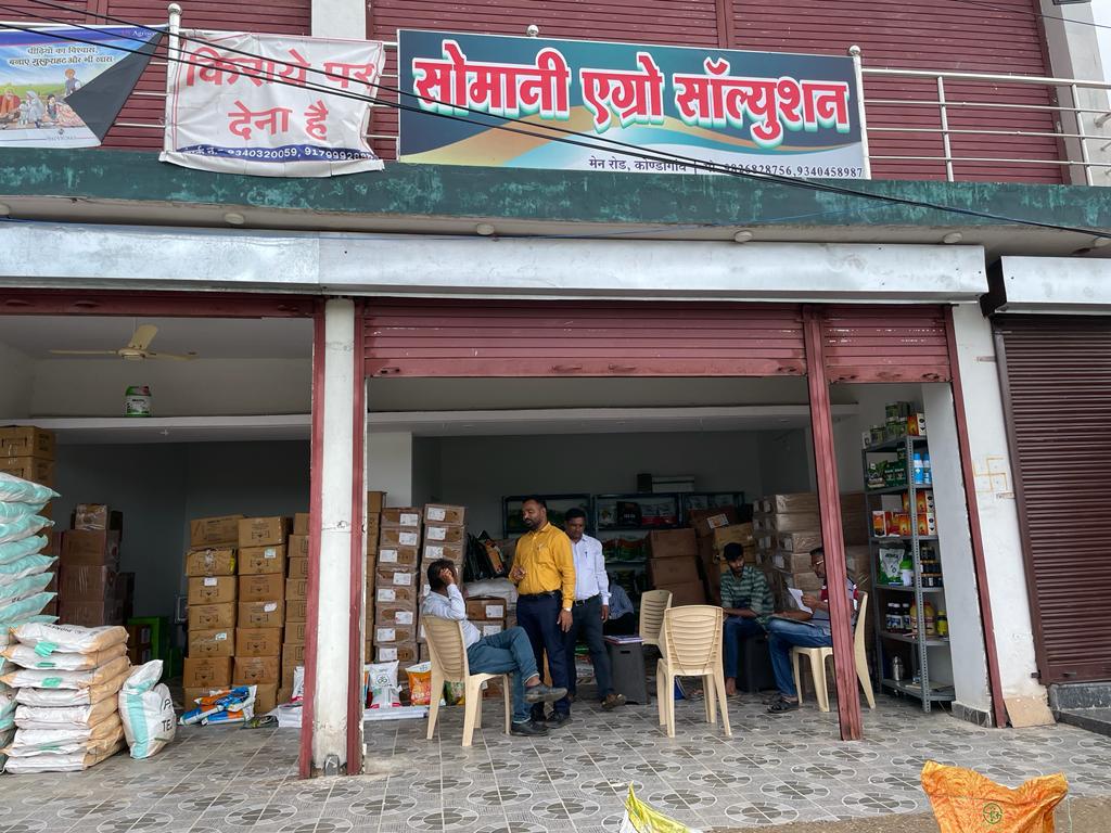 बीज-खाद की तीन दुकानों पर हुई प्रतिबंधात्मक कार्यवाही