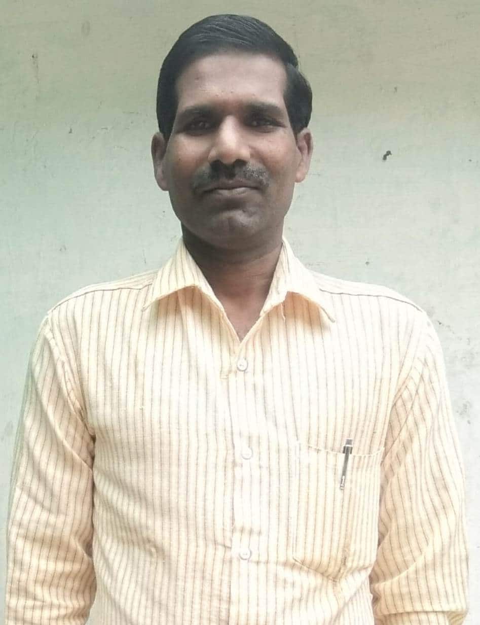 नहीं होगा विकास का सपना साकार दो पाटों के बीच पीसा रहा सामाजिक कार्यकर्ता 