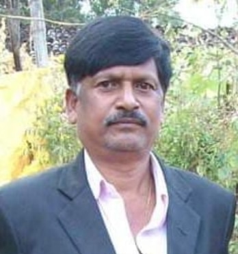 भ्रष्ट मनोवृत्ति वाले अधिकारियों द्वारा बस्तर को चारागाह मान करोड़ो रुपये  का वारा न्यारा व गठरी बांधकर  चले जाते-केके ध्रुव