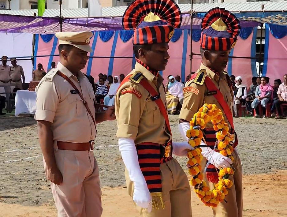 पुलिस स्मृति दिवस पर अमर जवानों को दी गयी आत्मीय श्रद्धांजल