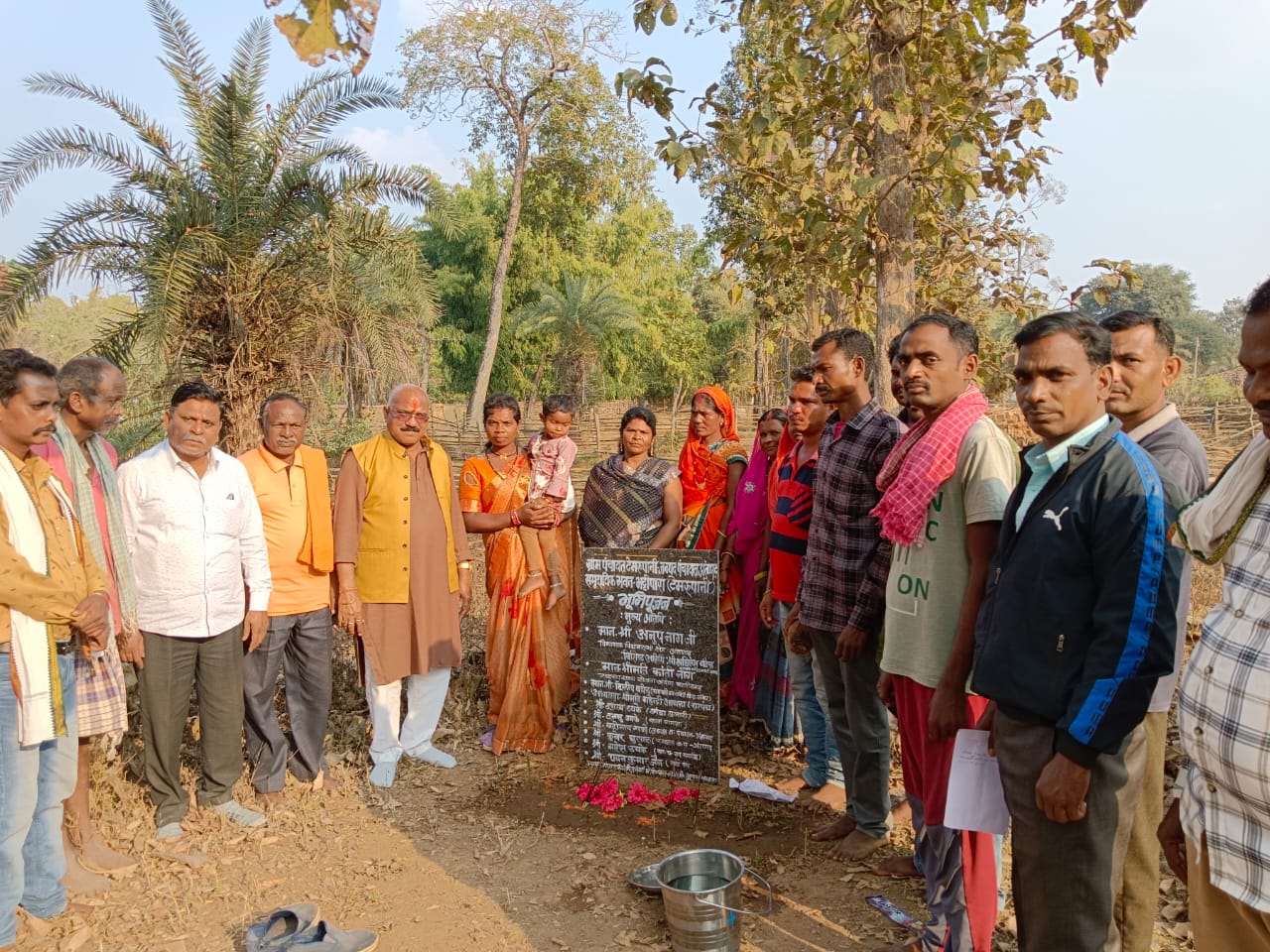 देव स्थलों के निर्माण कार्यों का विधायक नाग ने किया भूमिपूजन