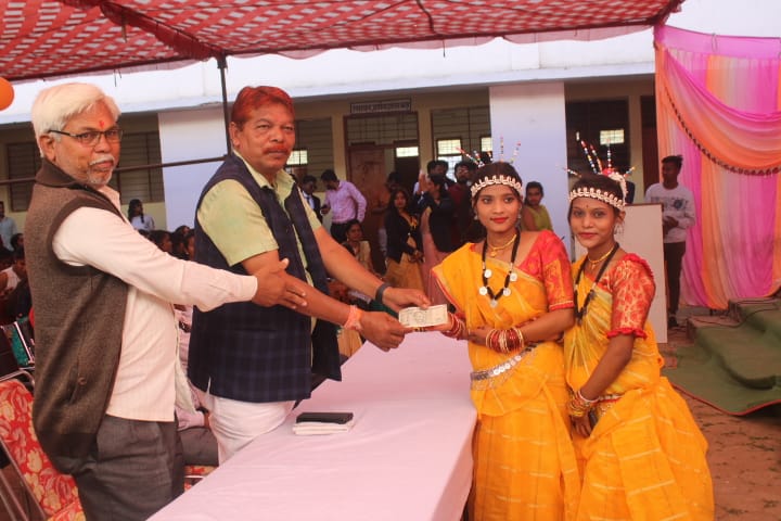 महाविद्यालय भानपुरी के विद्यार्थियों ने वार्षिक उत्सव का किया आयोजन