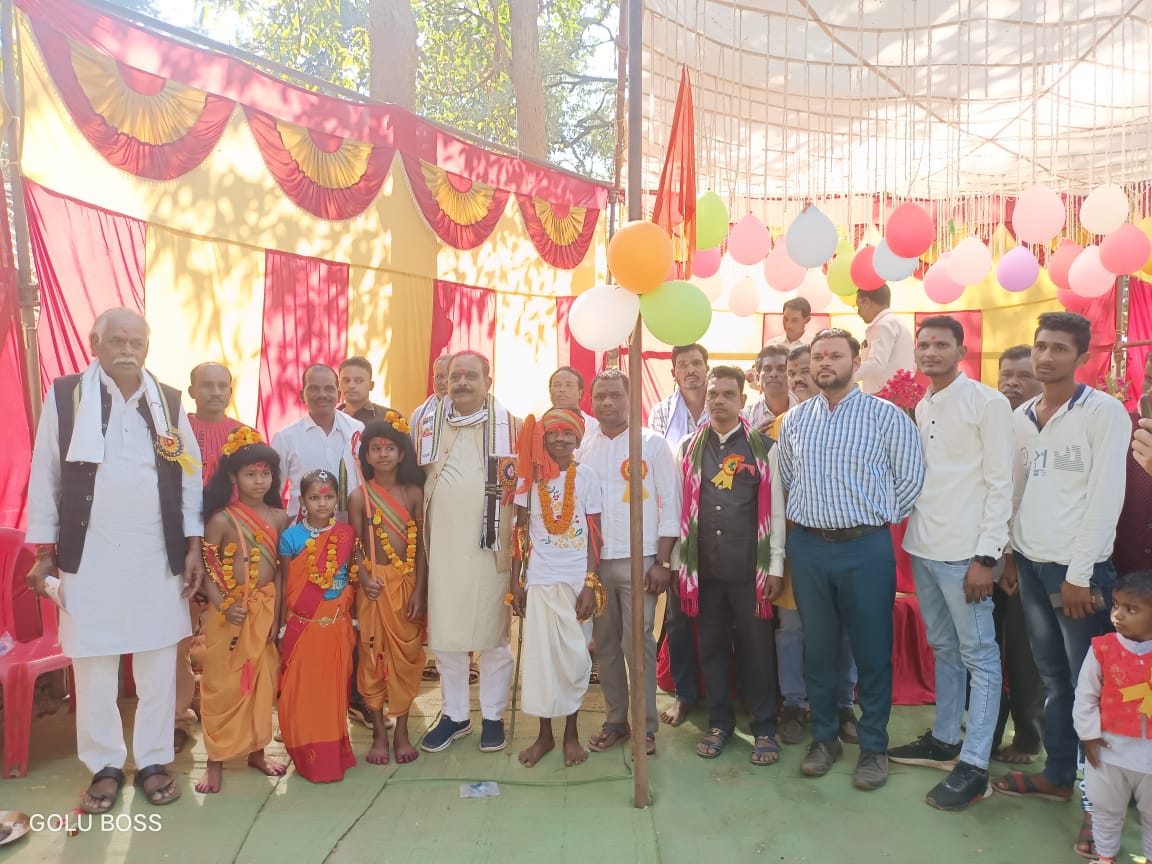 केवट समाज ने मनाया  गुहा निषाद राज जयंती पर निकली शोभा यात्रा