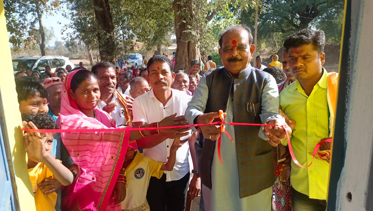 बस्तर विधायक पहुंचे मधोता,दी विकास कार्यों की सौगात